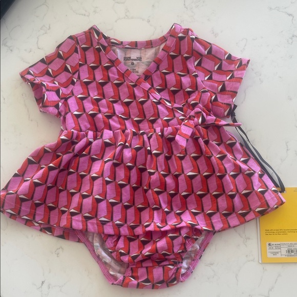 Diane Von Furstenberg Other - Diane Von Furstenberg Pink Geometric Kids Diaper Cover Set